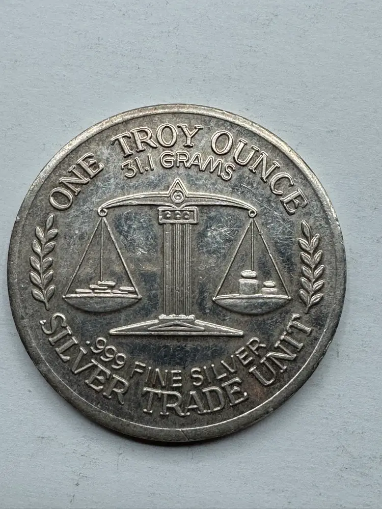 Great Northwest Mount Hood & Saint Helens .999 Pure Silver 1 Oz Round