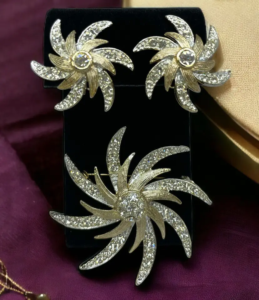 VTG Estate Starburst Rhinestone Brooch Earrings Set Sarah Coventry Evening Comet
