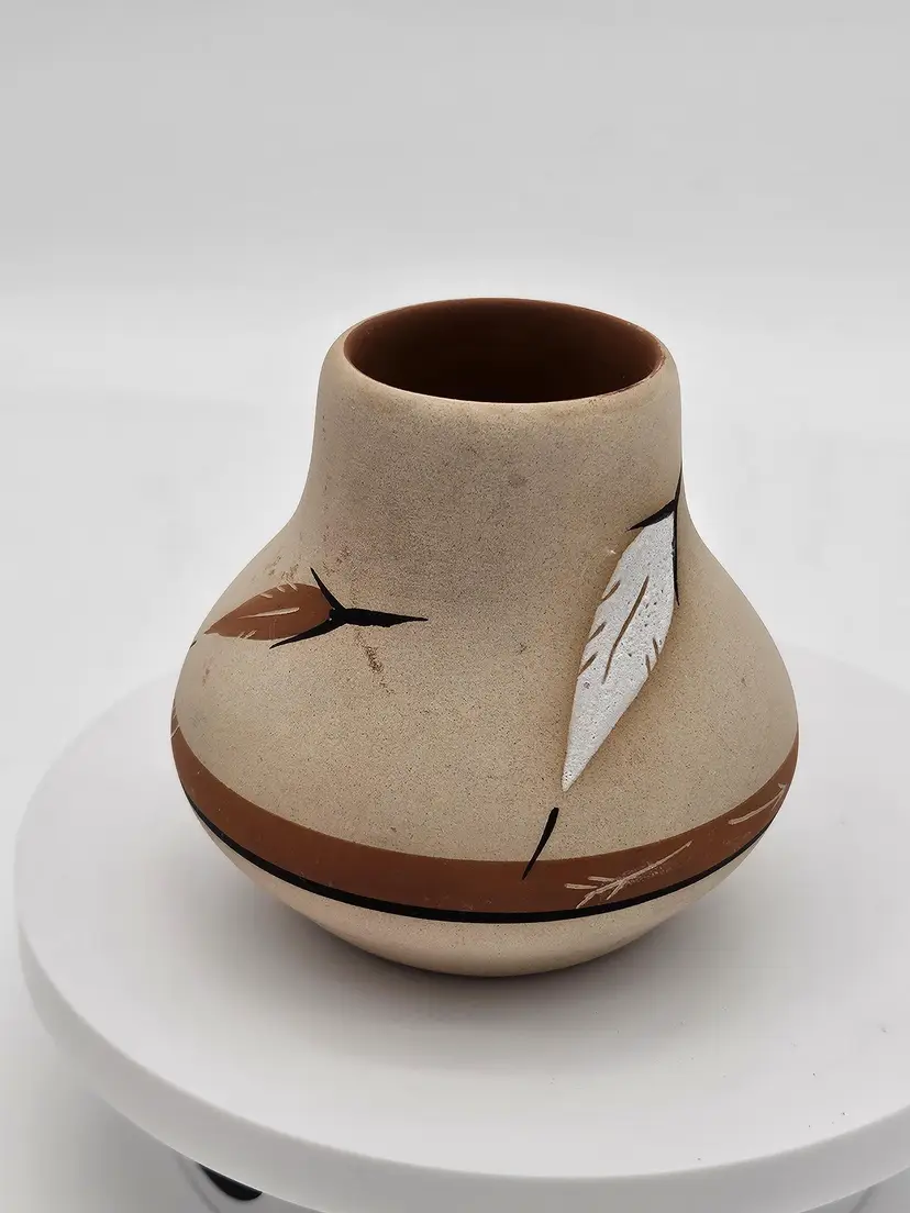 Vintage White Red Feather Pottery Vase Pueblo Hand Painted Native American 3.5”