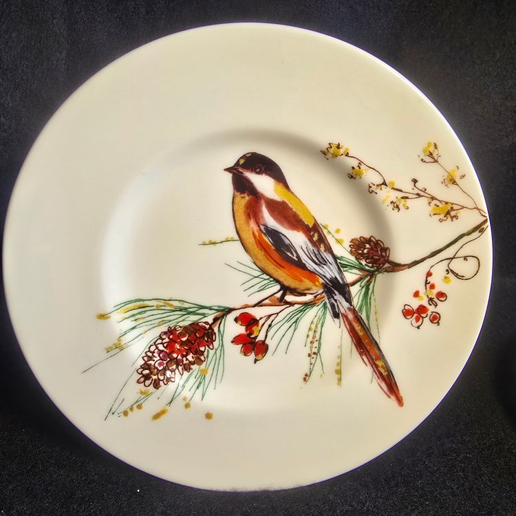 Lenox “Winter Song” Holiday Bird Party/Dessert Plate – Pinecones & Berries – 6″