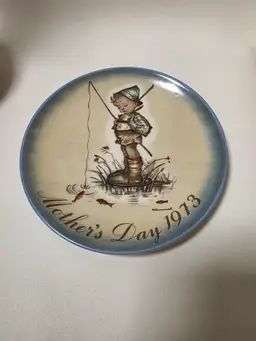 Vintage Hummel The Little Fisherman Mother's Day Plate 1979 Boy Fishing Pole