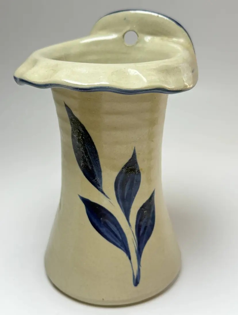 Vintage Williamsburg Pottery Factory Wall Pocket Vase Match Keeper Cobalt Blue