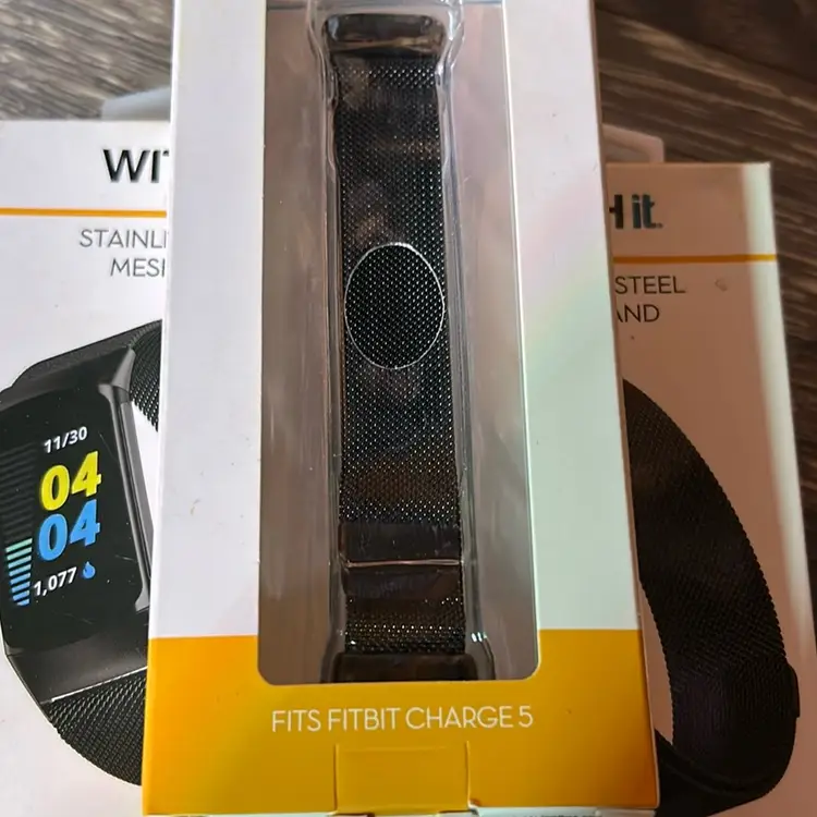 Lot Of 5 With It Stainless Steel Black Mesh Band Fitbit Charge 5 & 6