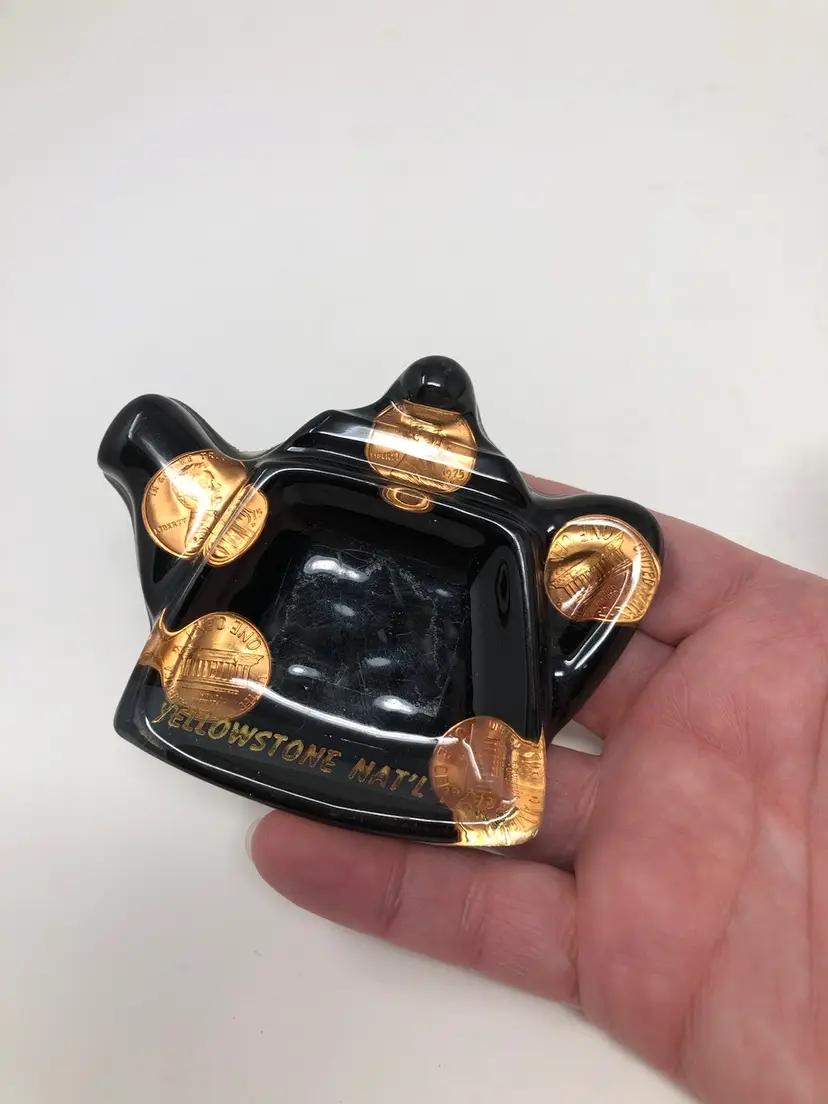 Souvenir 1975 Penny Dish Lucite Teapot Yellowstone National Park