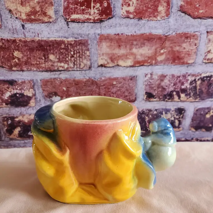 Shawnee Pottery Small Ceramic JoJo The Clown Planter Stamped USA 607