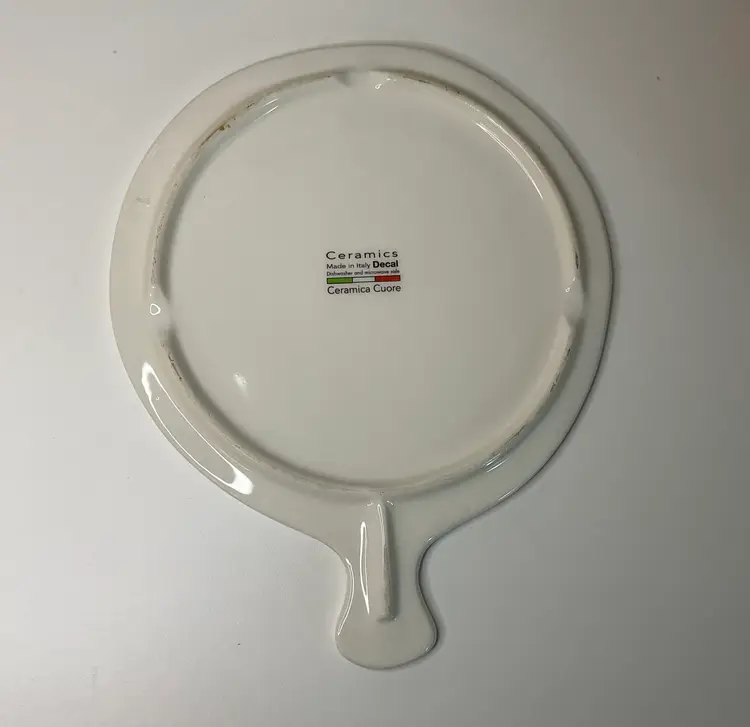 Ceramica Cuore Decal Ricco Deruta Trivet with Handle Crafted in Italy, 8 3/8” round with handle