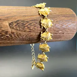 Frogs Bracelet Magnetic 🧲 Health 7” Long Gold Tone