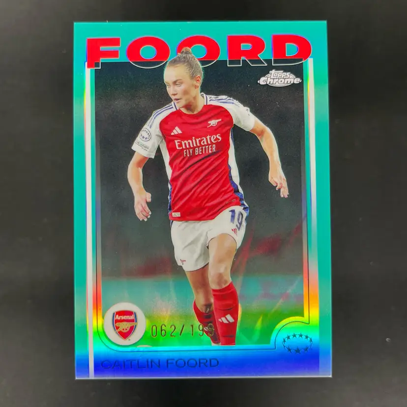 Caitlin Foord 2024/25 Topps Chrome UWCL Aqua /199 Arsenal Soccer Card