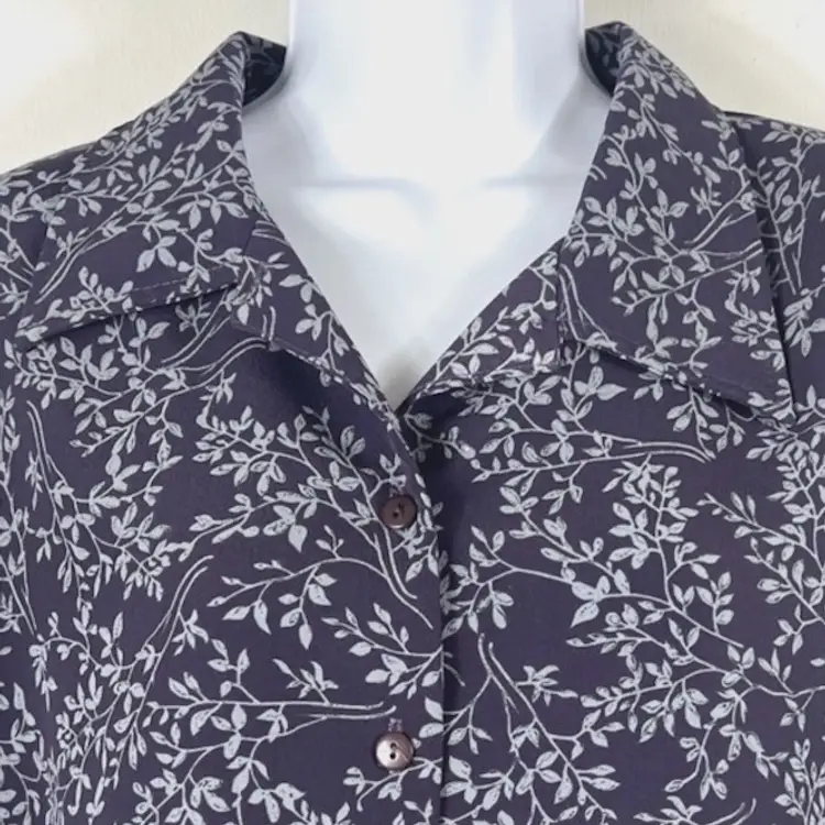 Vintage 90’s Women’s Cropped Blouse Size XL Floral Button Up Short Sleeve Boxy