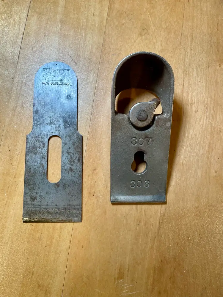 Sargent Block Plane Blade And Lever Cap