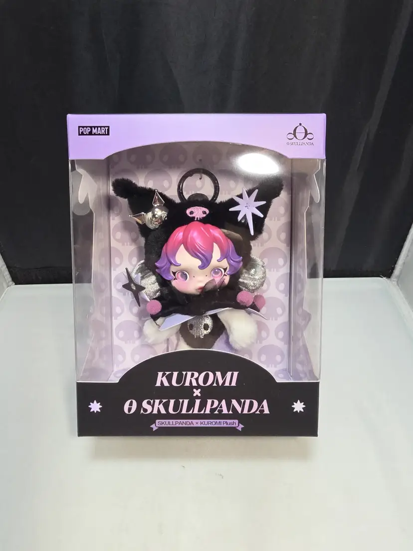 POP MART X SANRIO SKULLPANDA *** KUROMI *** NIB (QU)