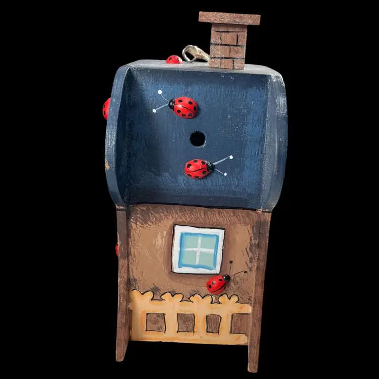 Wooden Painted Ladybug Inn Tree Shape Decor, Wooden Hand Painted Insect House Decor, Painted Wood Bug House, Cute Garden Style Decor, Cottage Decor