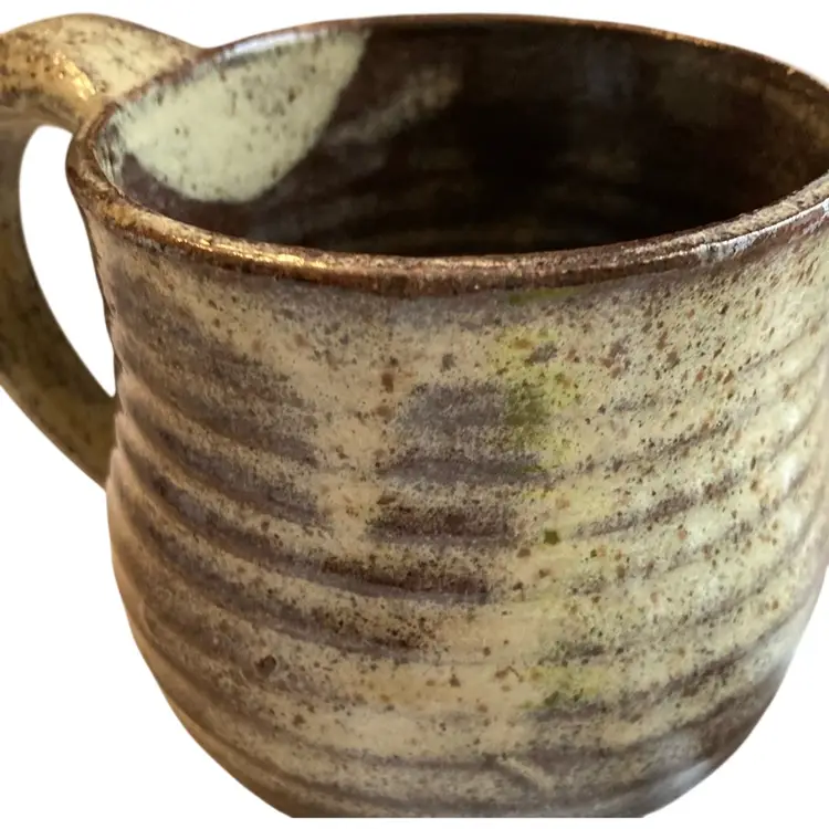 Pottery Mug With A Lion