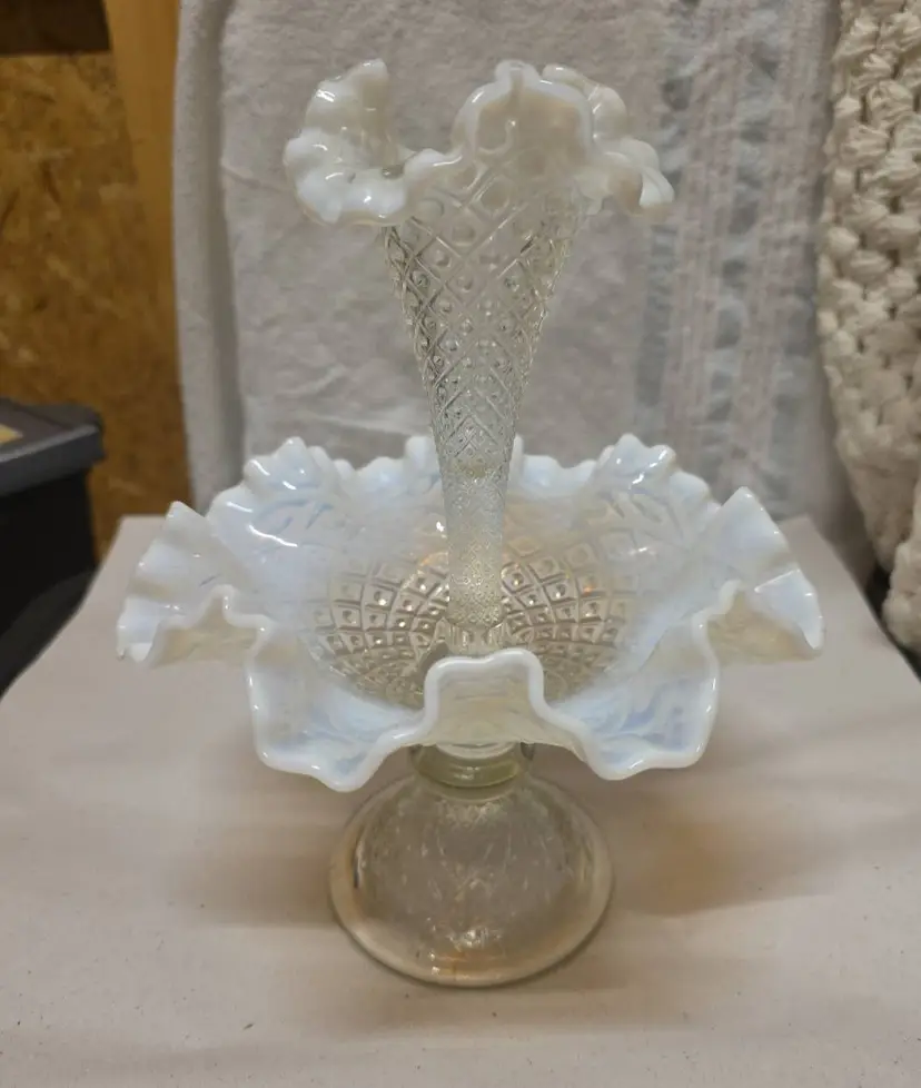 Vintage Fenton White Opalescent Ruffled Diamond Lace Single Horn Epergne Vase