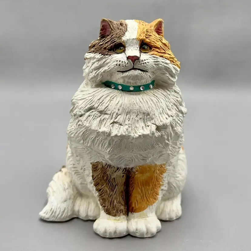 Vintage Lauren Marems 4.25” Hand Painted Art Sculpture Fluffy Cat White Orange Signed On Bottom With Pencil