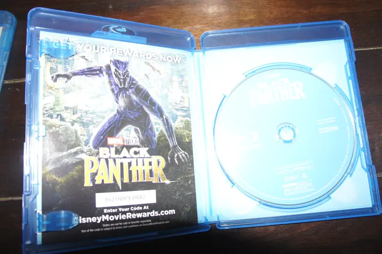 Marvel Studios 'The Black Panther'  Blu-ray 150812