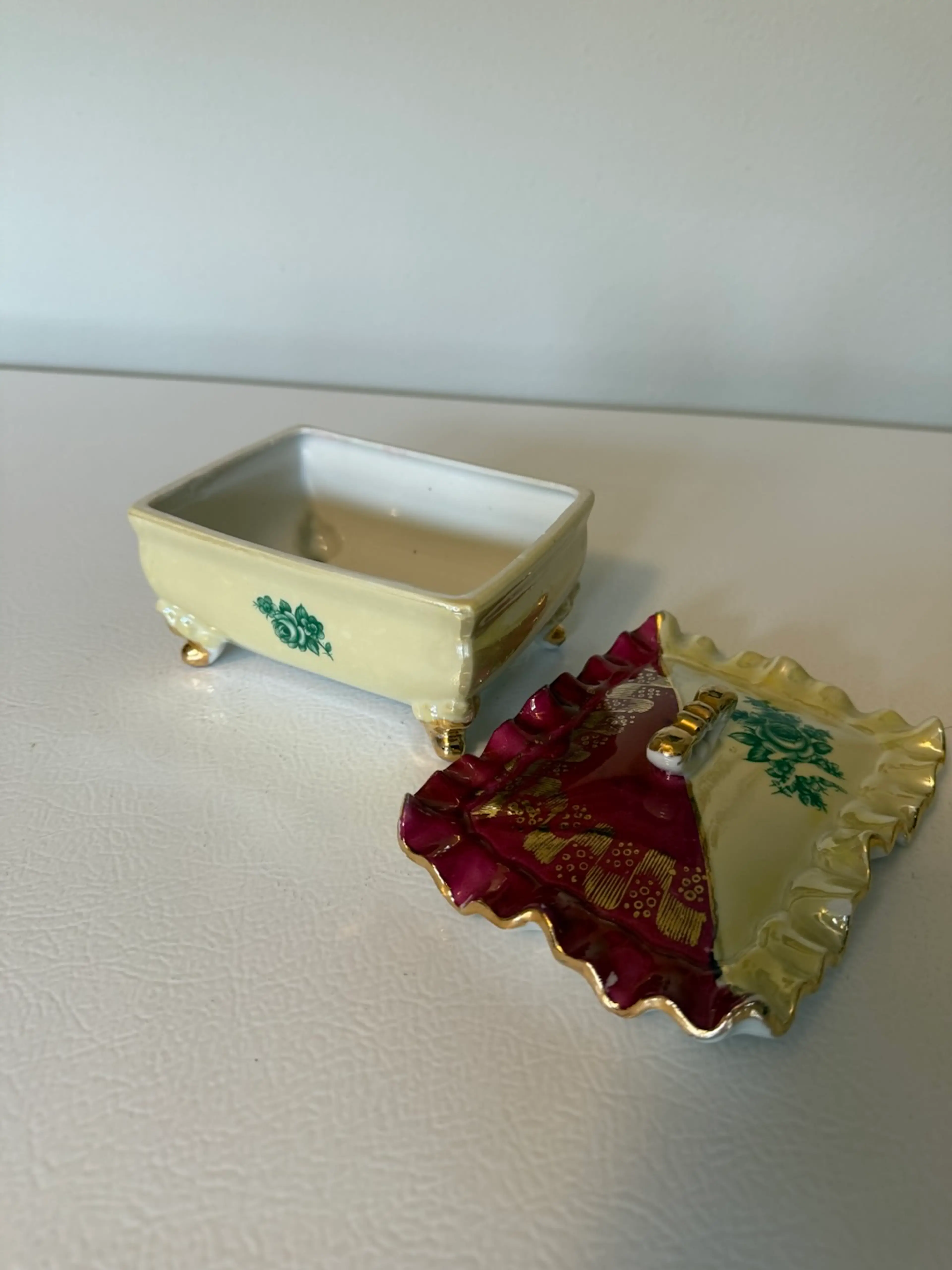 Image 2 of 7