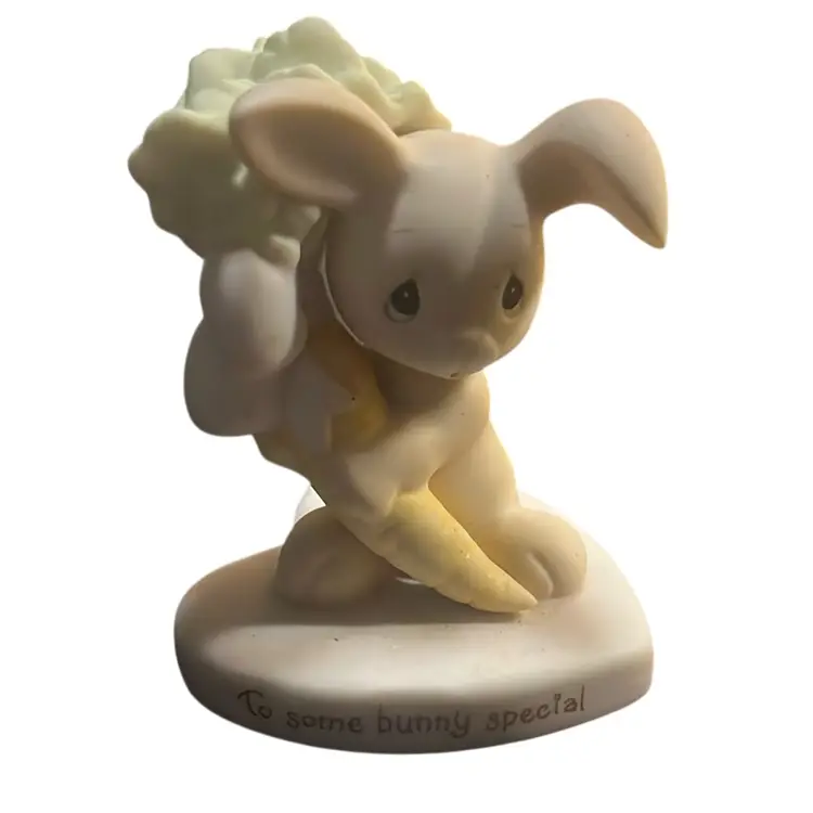 1982 Johnathan David By Enesco Bunny And Carrot Figurine (reg $12)