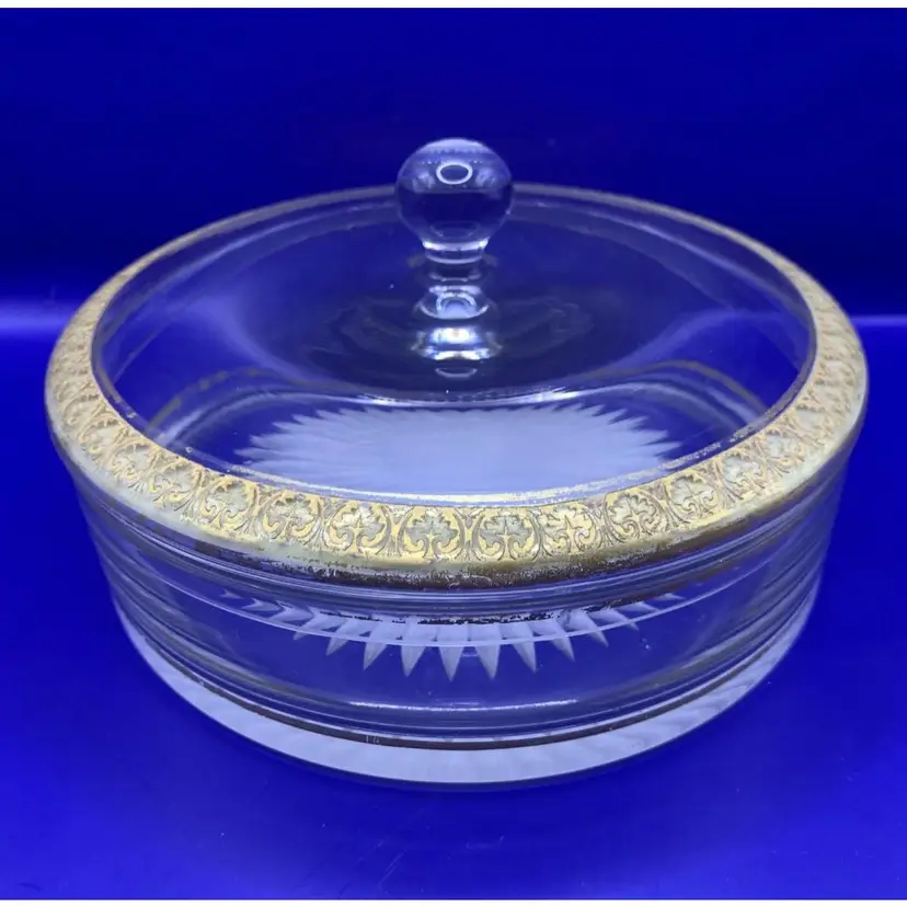 Heisey Glass Covered Candy Dish Gold Trim Etched Design On Bottom