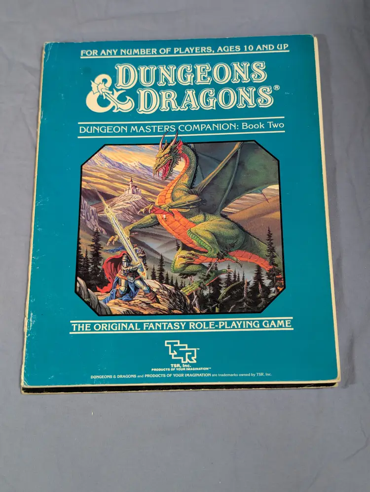 Classic Dungeons & Dragons BECMI Rulebook & Accessory Lot (4 Pcs)