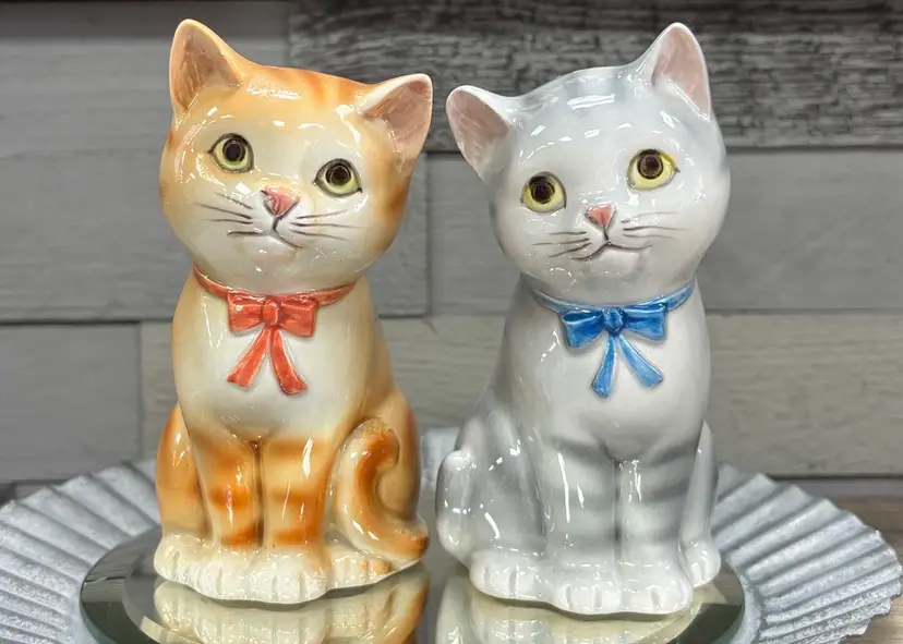 Vintage Otagiri Handcrafted Ceramic Cat Salt And Pepper Shakers
