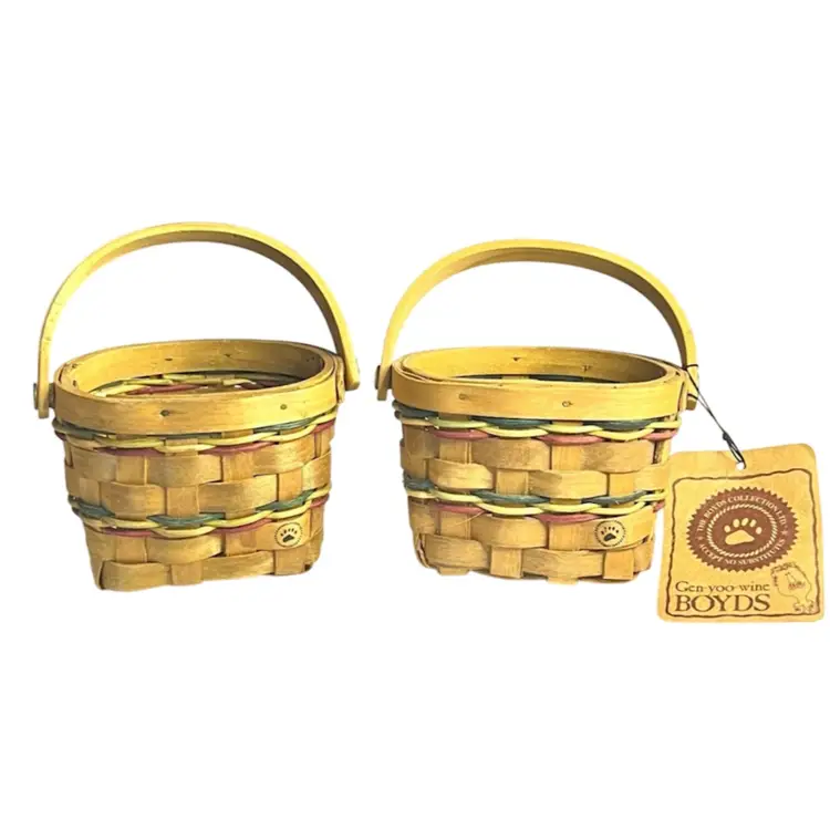 2 SMALL BASKETS
By The Boyd’s Collection Ltd
Elijah’s Gathering Basket
(Boyd’s Bears)


Thanksgiving Harvest Autumn Halloween Party Celebration Gift 
Mothers Day Anniversary Birthday
Easter