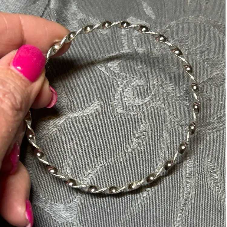 Vintage Sterling Silver Twisted Cable Bangle Bracelet with Beaded Stations – Dainty Rope-Edge Slip-On Bangle, 925 Marked, 2.5” Opening, 6g