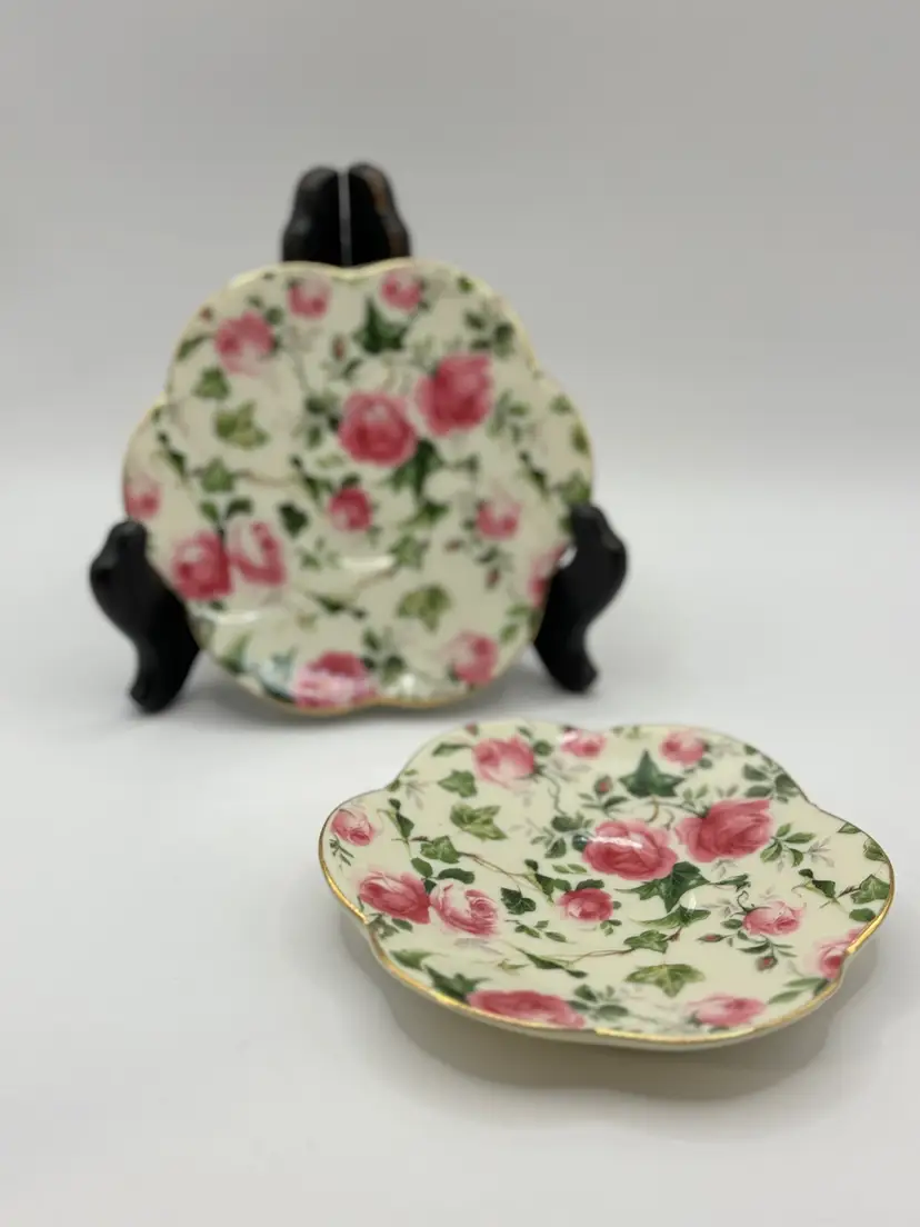 Vintage “Special Place” Pattern Floral Trinket Dishes Saucers, Ceramic With Pink Red Roses, By Formalities By Baum Bros., Made In China, Set of 2