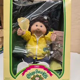 Sweet Vintage Cabbage Patch Kid Doll in box