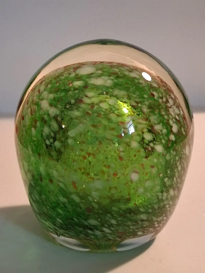 Vintage Dome Shaped Air-Trap Multi-Spatter, Confetti Color Paperweight