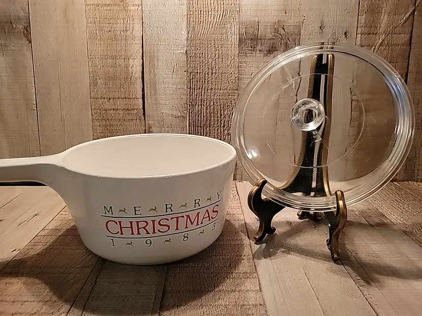 Corning Ware 1.5L Saucepan Merry Christmas 1983 Pyrex Glass Lid P 83 C Employee