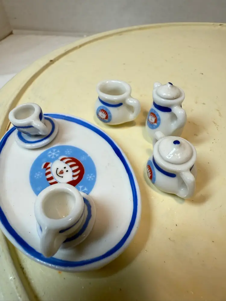 10 Piece Miniature Snowman Tea Set 1980’s