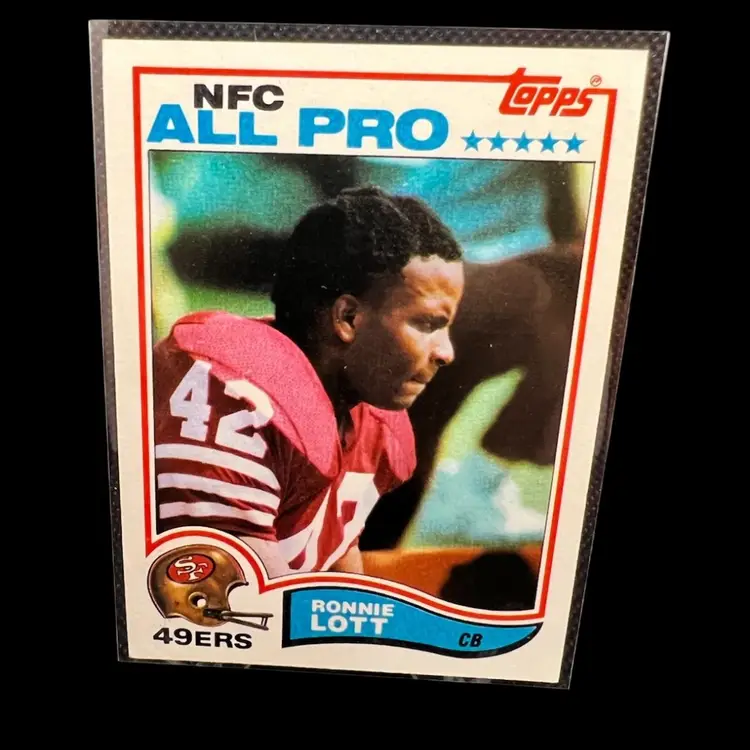 1982 Topps
Ronnie Lott
San Francisco 49ers