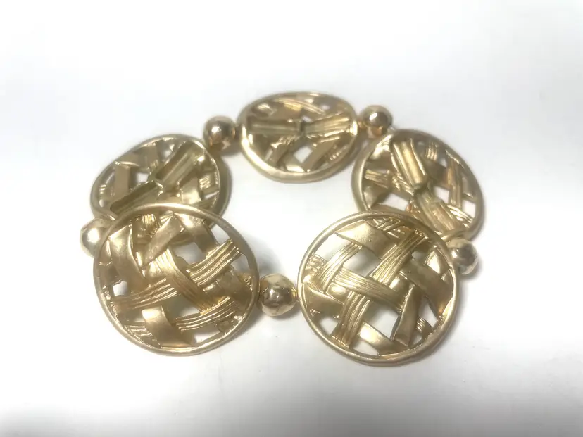Gold Tone Stretch Bracelet