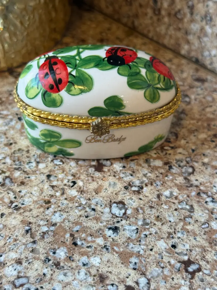 Ben Bridge Ladybug Trinket Box Clover Jewelry Box Porcelain Hinged Ring Holder Lucky Decor 2003