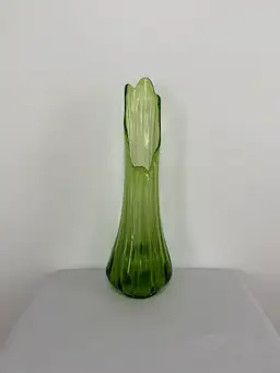 LE Smith green ribbed swung vase