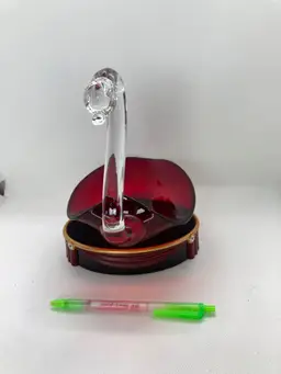 Vintage 1960's Ruby Red & Clear Glass Swan / Bird Candy/Trinket Dish
UV glow