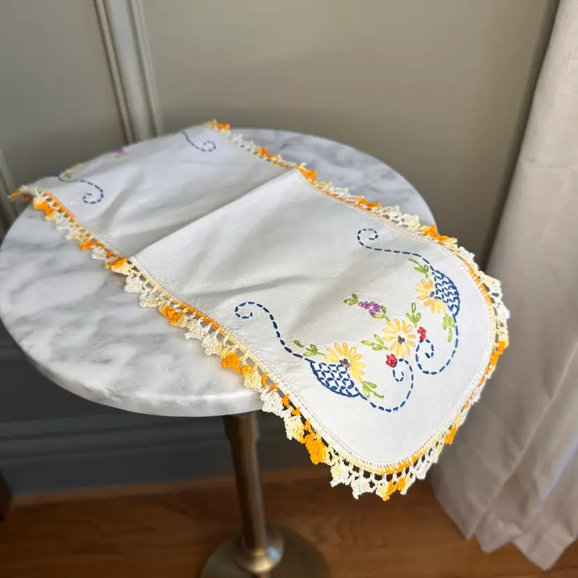 🔔Embroidered Linen Dresser Scarf