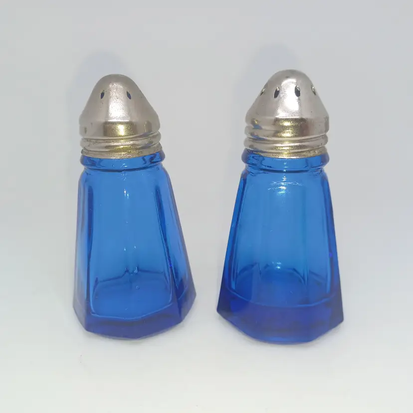 VINTAGE HAZEL ATLAS COBALT BLUE RITZ SALT PEPPER SHAKERS SET 3 in T  1.5W