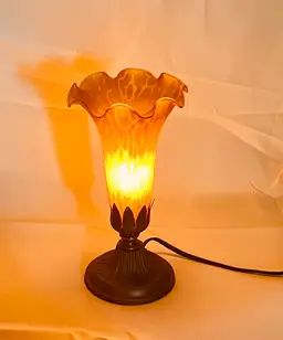 Tiffany Style Glass Amber Trumpet Tulip Accent Lamp Nightlight 8.5" Tall