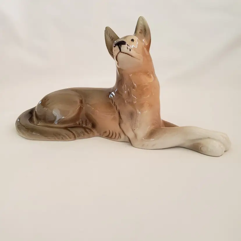 Royal Dux Bohemia Dog Figurine Ceramic Czech Republic Stamped Hallmarked 6 3/4"L