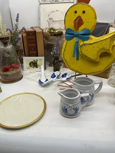 Late Night CLEARANCE sale!!! Everything $5 Or Below Start