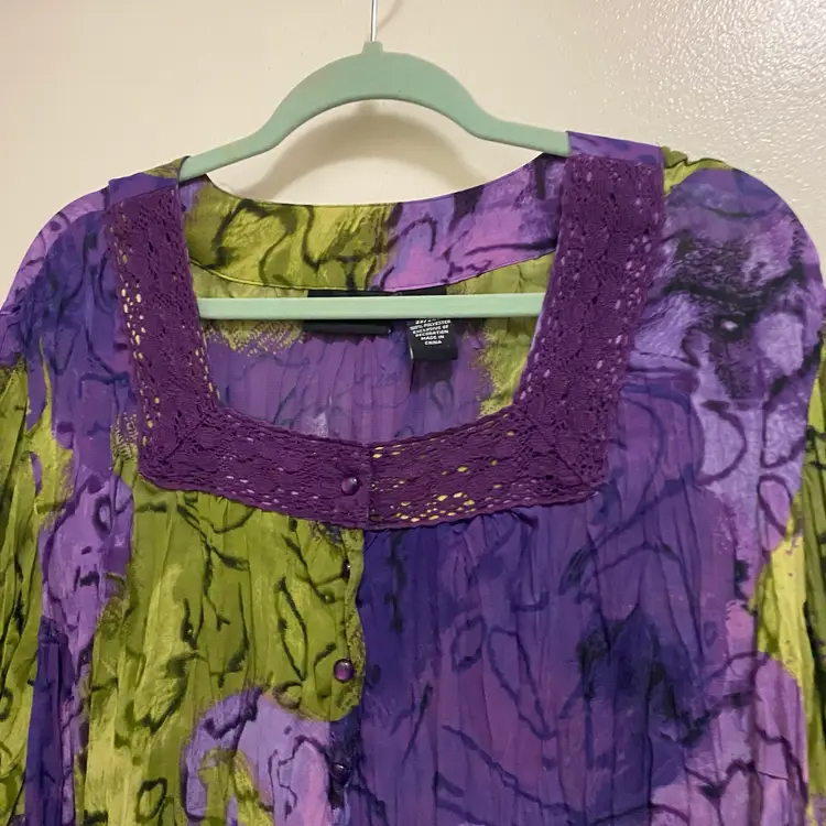Maggie Barnes Womens Tunic Blouse 2X 2XL 22W 24W Purple & Green Button Up Boho