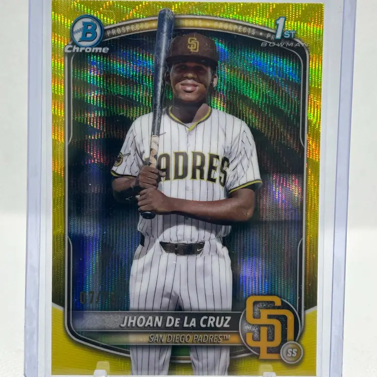 Jhoan de la Cruz 2025 Bowman Chrome Yellow Wave Refractor /75 San Diego Padres
