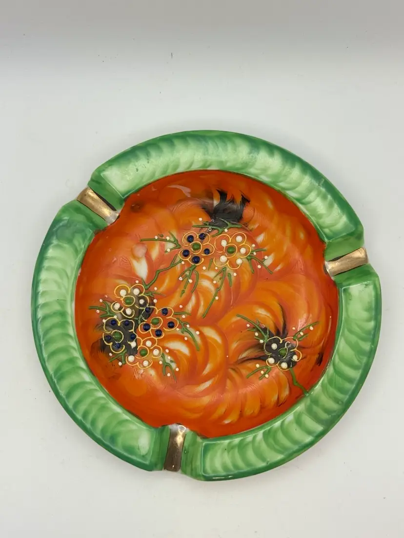 Mid Century Hand Painted Porcelain Ash Tray Made In Japan 5”D