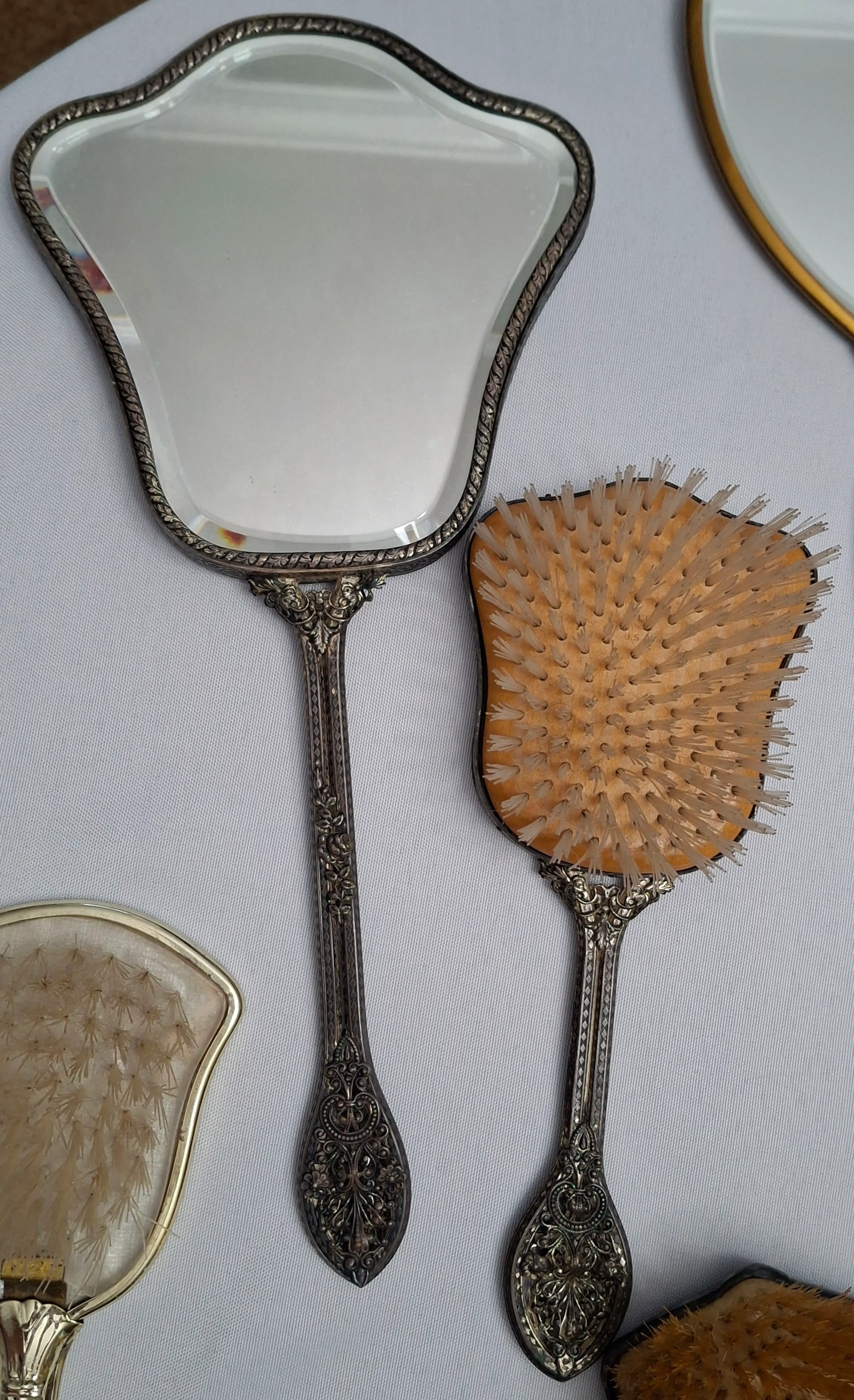 Image 2 of 2