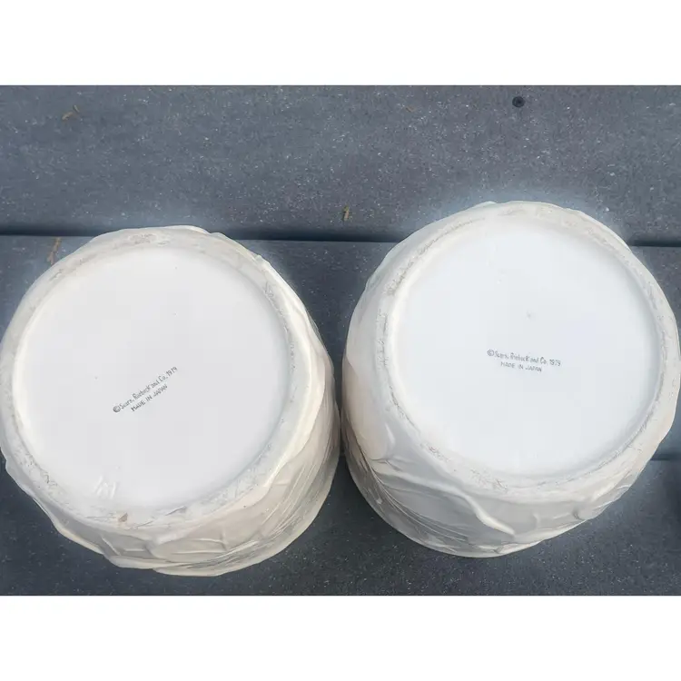 Pair of 1979 Sears & Roebuck Neil the Frog 10.5" Ceramic Canisters