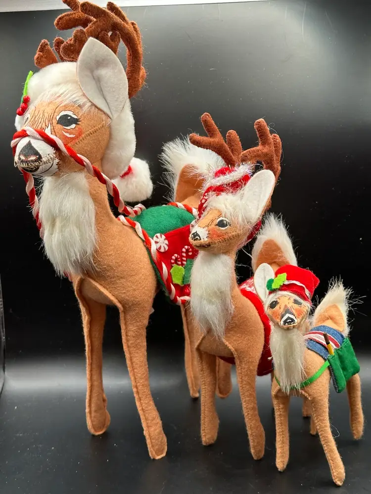 3-ANNALEE CHRISTMAS DEER FAMILY -3 DECORATED DEER EUC