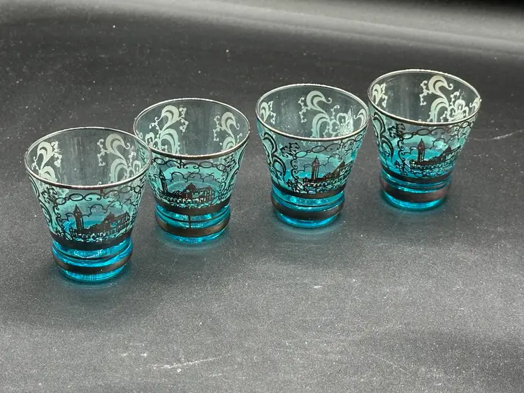 SET OF 4 MCM VINTAGE GOLD & BLUE CORDIAL LIQUEUR ELEGANT SHOT GLASSES