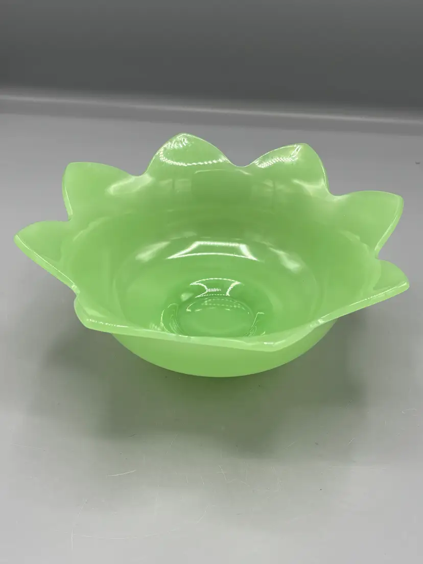 Vintage Fenton Jadeite lotus flower console bowl